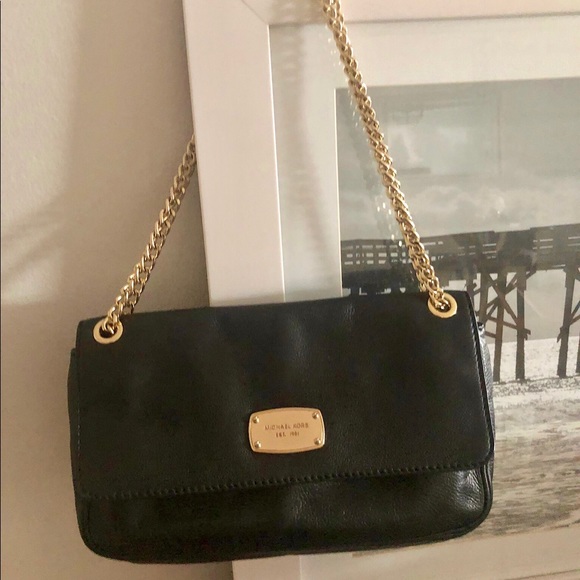 Michael Kors Handbags - Michael Kors | Chain Shoulder Bag